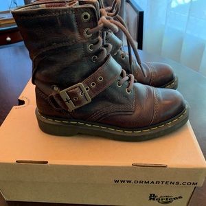 Dr Martens Women’s Triumph 1460